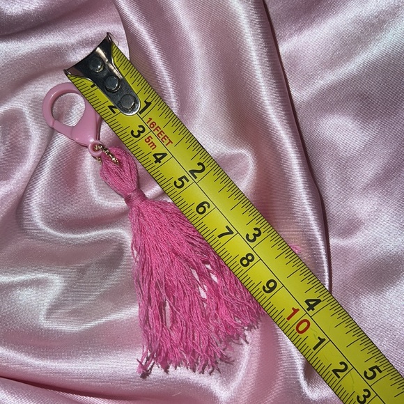 Pink Tassel Hook - Picture 3 of 6